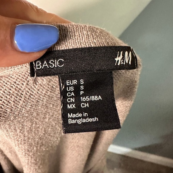 H&M Basic Tan Cardigan Size Small - Picture 5 of 6